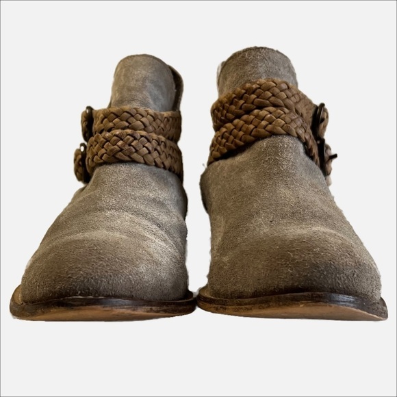 Rebels Calista Suede Ankle Booties with Braided Leather Double Strap Size 8 - Picture 2 of 9